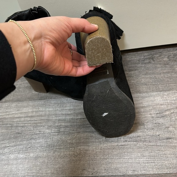 Rue 21 Black Suede Ankle Boots Size 7 - Picture 6 of 6